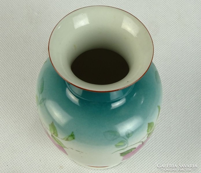 0L842 Régi virágos Hollóházi porcelán váza 14 cm