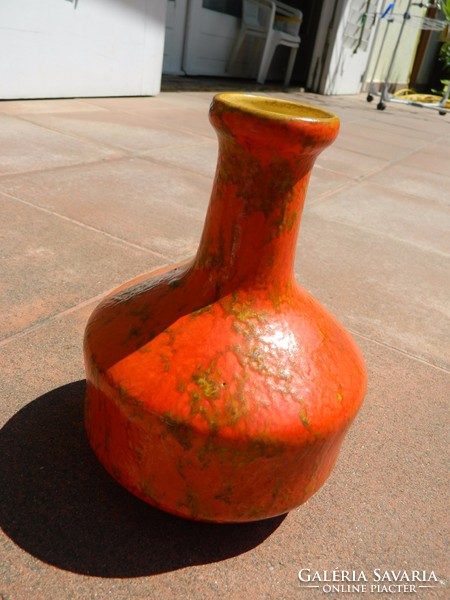 Pocakos tradícionális narancssárga Tófej kerámia váza