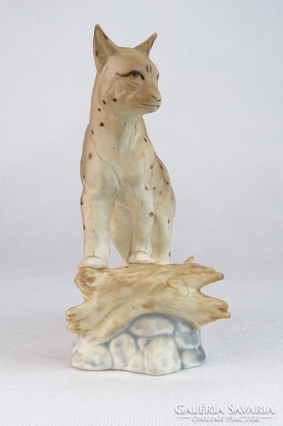 0M635 Hibátlan biszkvit porcelán hiúz figura 