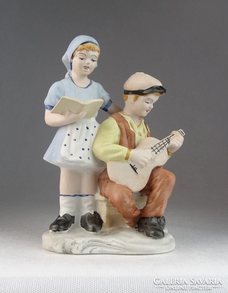 0N097 Biszkvit porcelán zenélő figura pár 20.5 cm