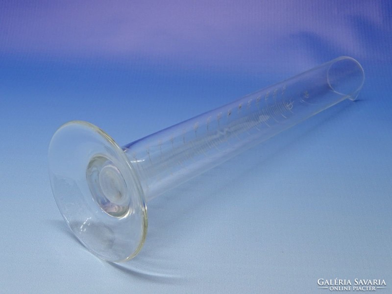 0N177 Régi mércézett laboratóriumi üveg