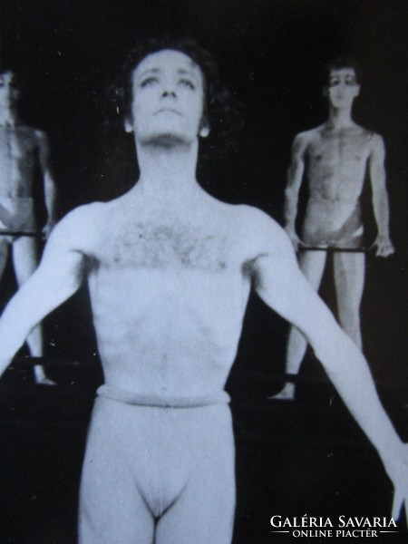 The company of the ballet artist Markó Iván and Győr in Győr in 1979 is a great photo art