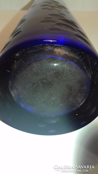Marita Voigt  VEB Glasmanufaktur Harzkristall kék üveg váza lencsésen csiszolt ritka forma