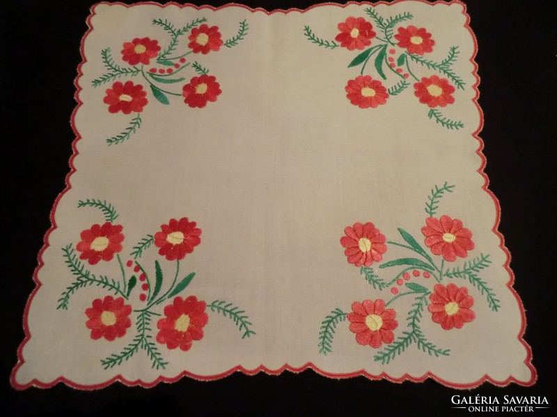 Highly embroidered Kalocsa tablecloth set with large 75x75 cm and 2 36x36 handmade original colors