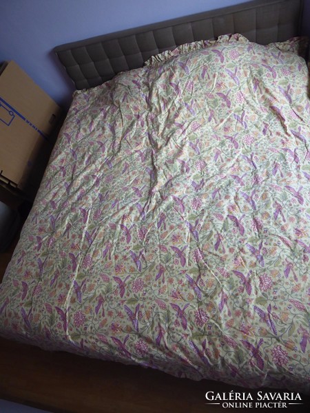 Gyönyörű szép virágmintás ágytakaró, steppelt 220*240 cm