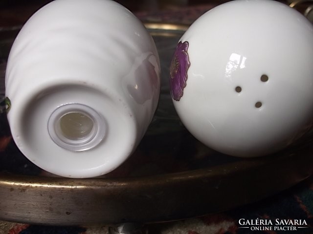 Elegáns  Angol fűszerszóró+díszdoboza márkás angol porcelán ajándékba is