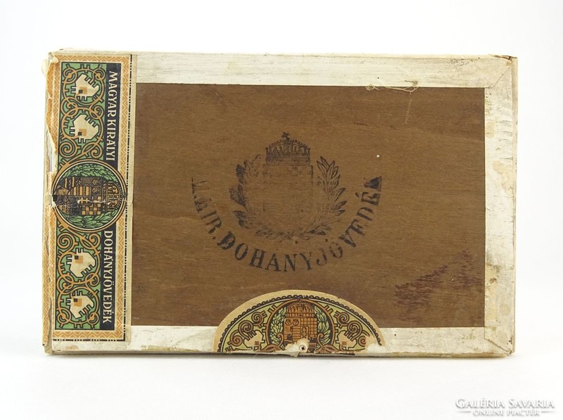 0O167 Antik királyi szivaros doboz