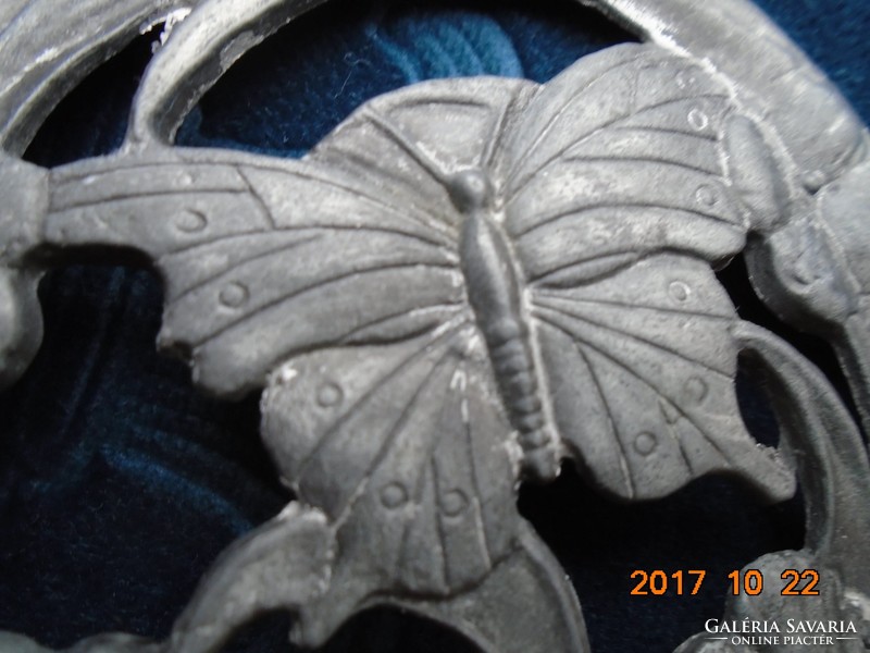 Floral-butterfly-evaporating lid-8 cm