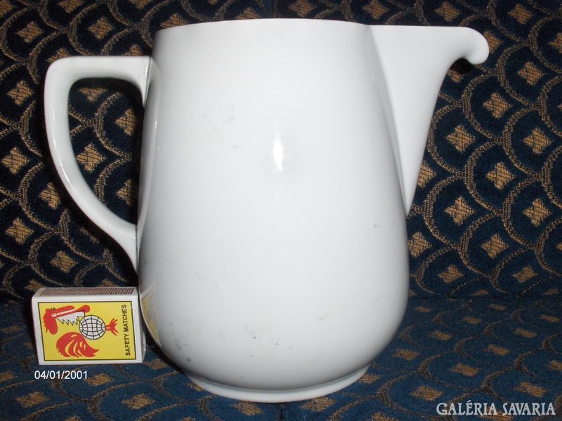 Snow white, large porcelain tea spout