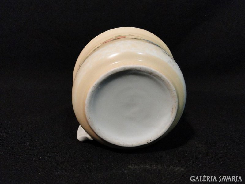 3912 Antik porcelán komabögre HIBÁTLAN