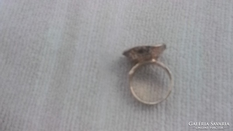 Izraeli ezüst-aranyozott gyűrű gyöngygyel
