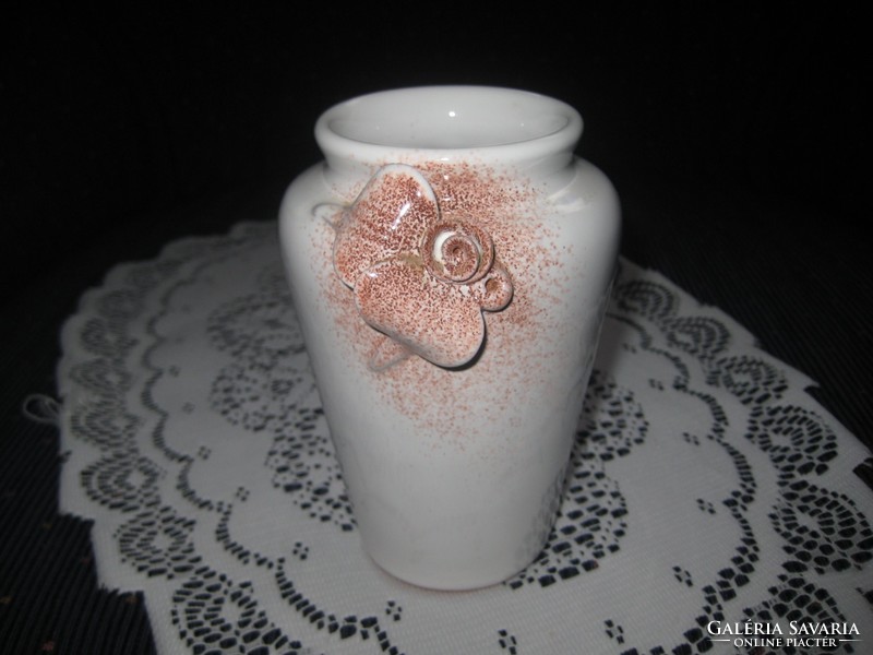 Ceramic vase 15 cm