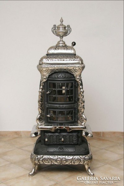 American heating glass stove is functional