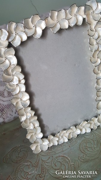 Vintage style picture frame