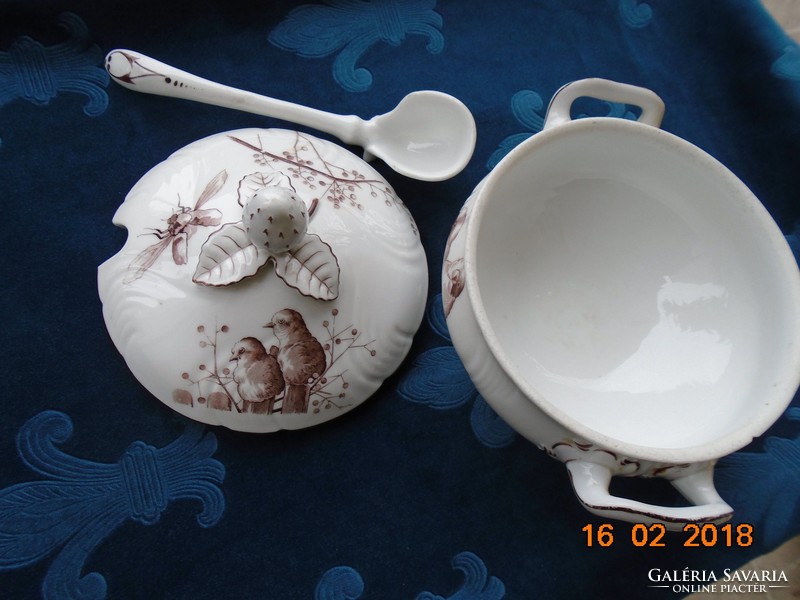 Rococo decorative 4-legged domed sauce dish with strawberry tongs, bird insect pattern, porcelain ladle