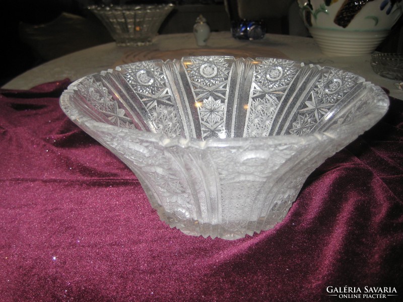 Polished glass bowl, nice showy piece, 23 x 10 cm