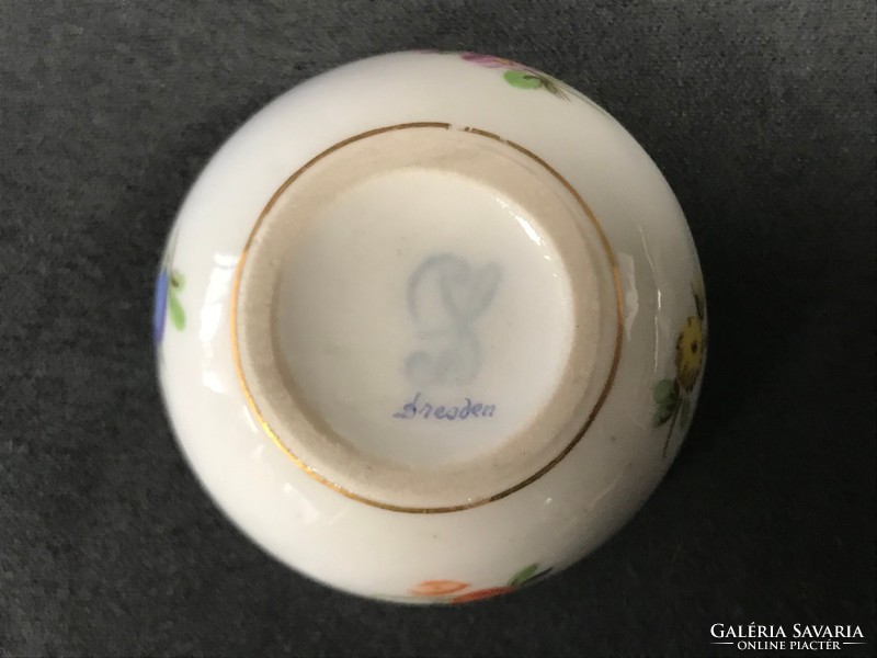 Drezdai mini porcelán ékszertartó