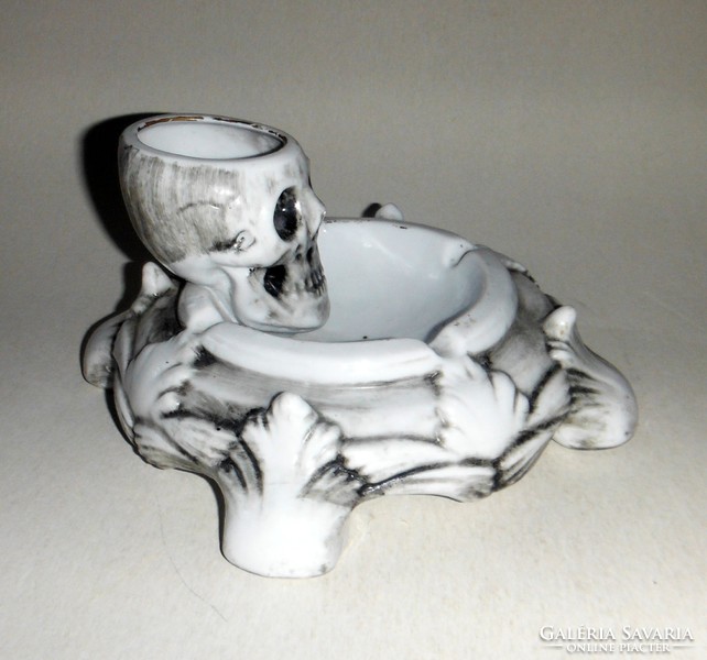 Porcelain serving, centerpiece