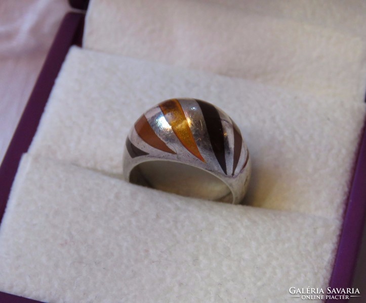 Special handcrafted silver ring with amber