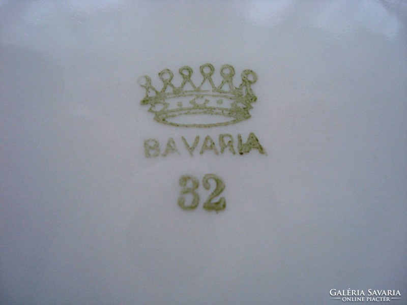 Ezüsttel bevont mokkás kanna és kínáló, tányér