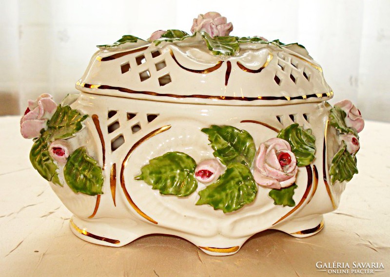 Openwork porcelain bonbonier with plastic rose decoration