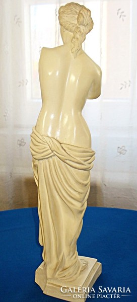 Miloi Vénusz szobor fehér márványból