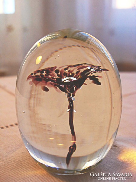 Muránói, tojás alakú , üveg levélnehezék