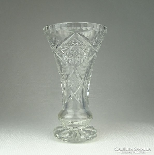 0Q850 Csiszolt üveg váza 16 cm