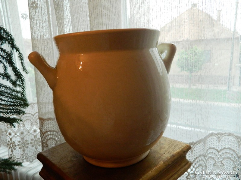 Granite - antique spittoon from the 1920s