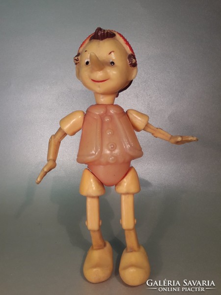 Pinocchio Orosz Pinokkió műanyag figura baba
