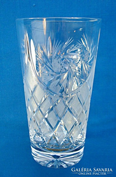 Kézzel metszett ólomkristály vizes, üdítős, limonádés poharak (4 db)