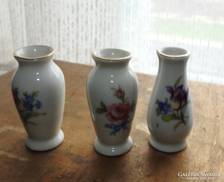Hollóházi miniatűr váza készlet - kézzel festett régi hollóházi mini vázák