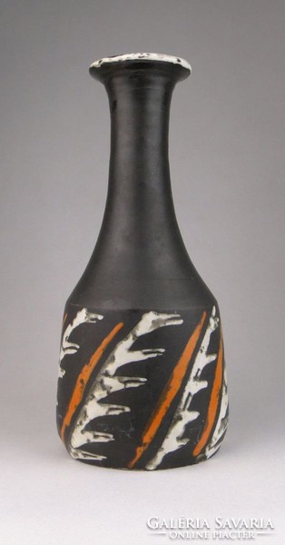 0R115 Gorka Lívia jelzett kerámia váza 28 cm