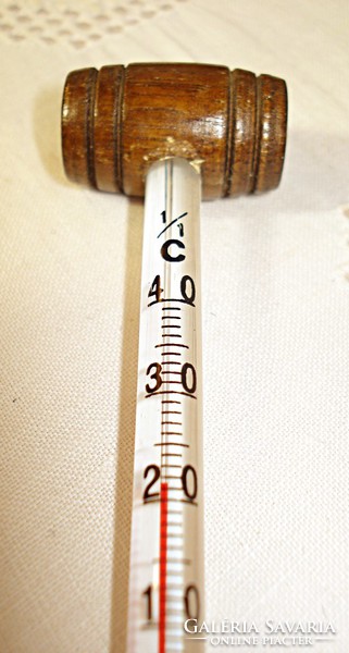 Antik francia borhőmérő, saját fa dobozában