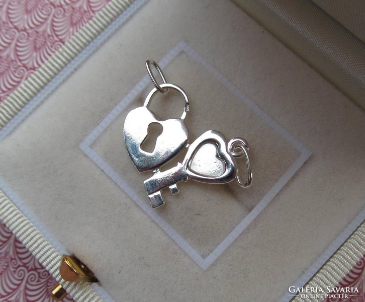 Szív és kulcs ezüst medál - törhető - szimbólum - szivecske  új