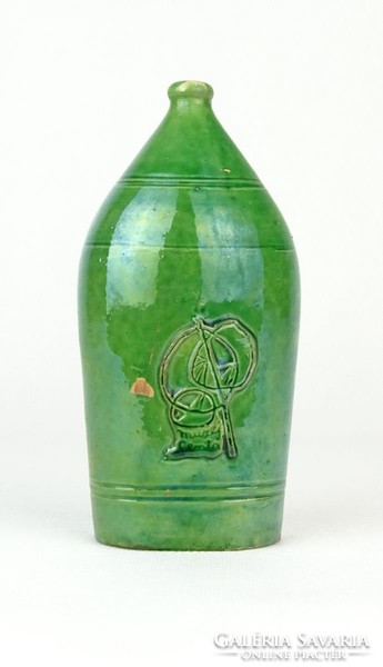 0P981 Régi zöld mázas kisméretű butella 15.5 cm