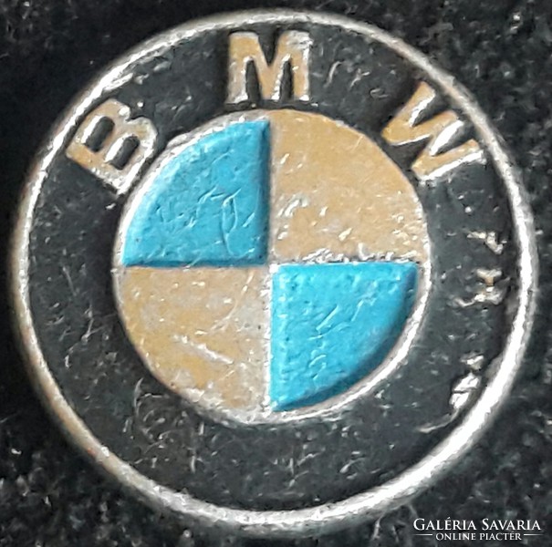 BMW kitűző kabáthajtűs,festett alumínium,  mérete:10mm