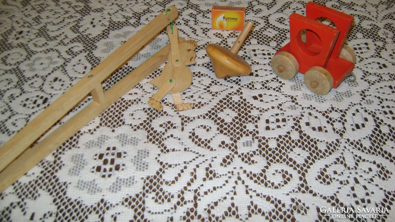Retro fa játék - forgó maci, pörgettyű, autó - három darab együtt