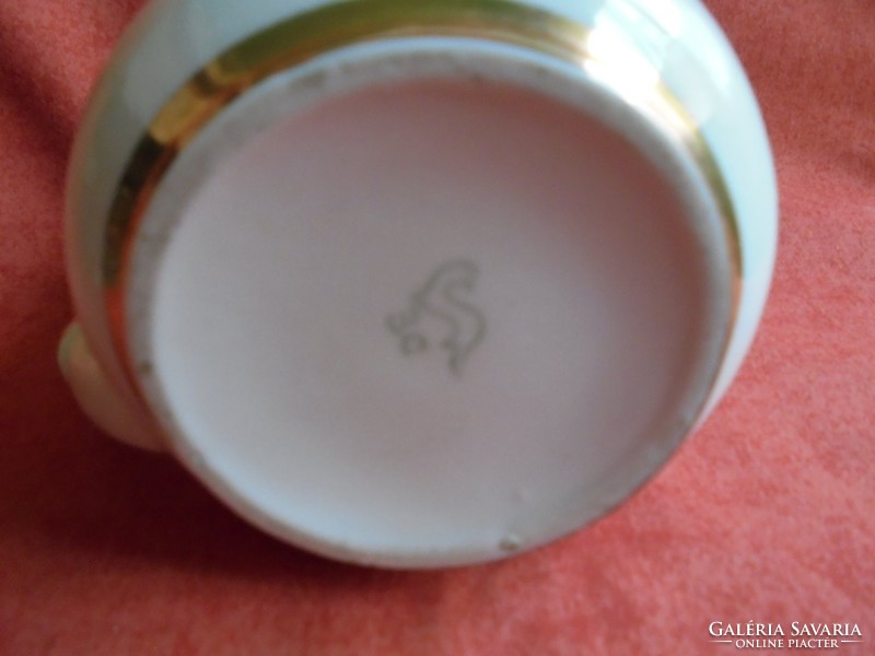 Ritka orosz porcelán róka figurás csalikorsó