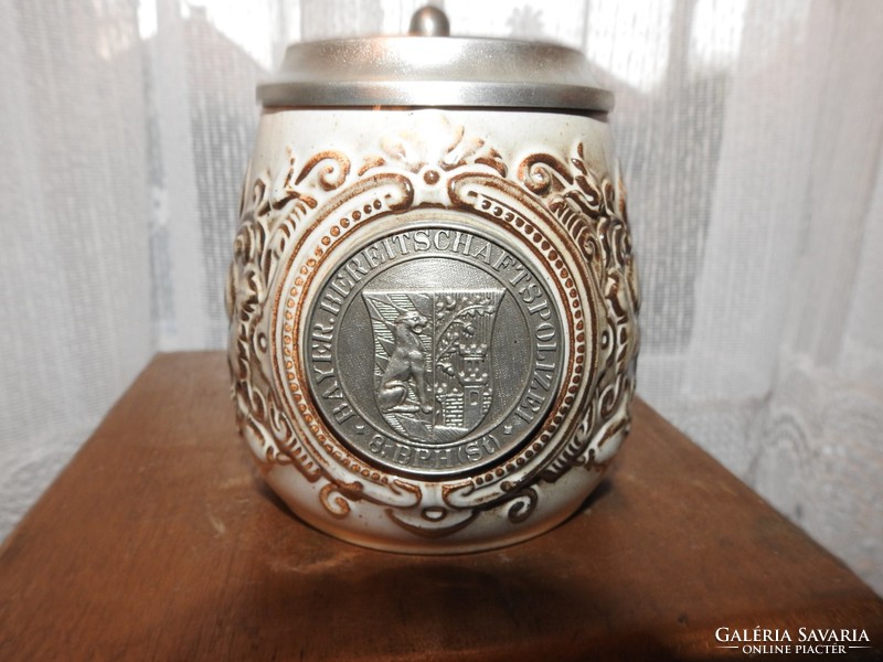 Gerz brand cup with a lid with a Bavarian embossed police tin inscription