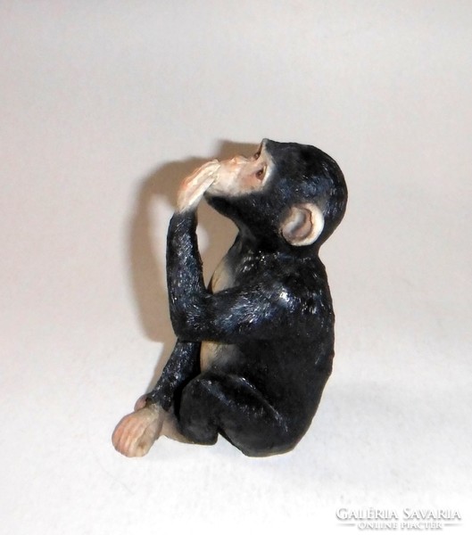 Non-speaking vinyl monkey figure
