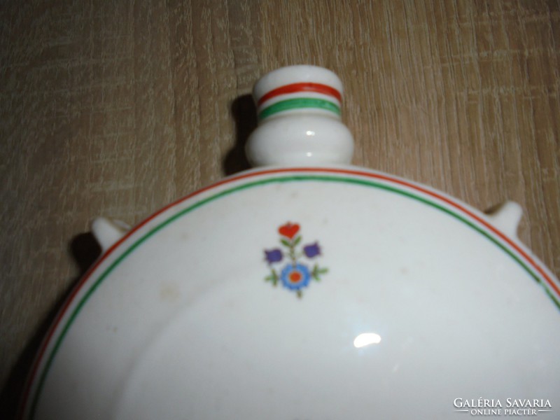 Gránit porcelán kulacs magyaros mintával
