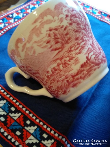 Porcelán csészék 