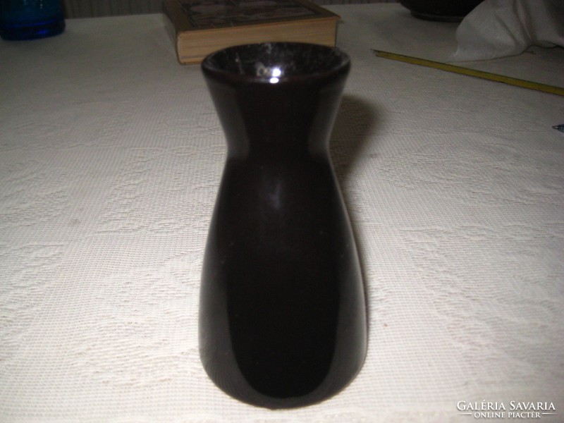 Ceramic vase 6 x 11 cm