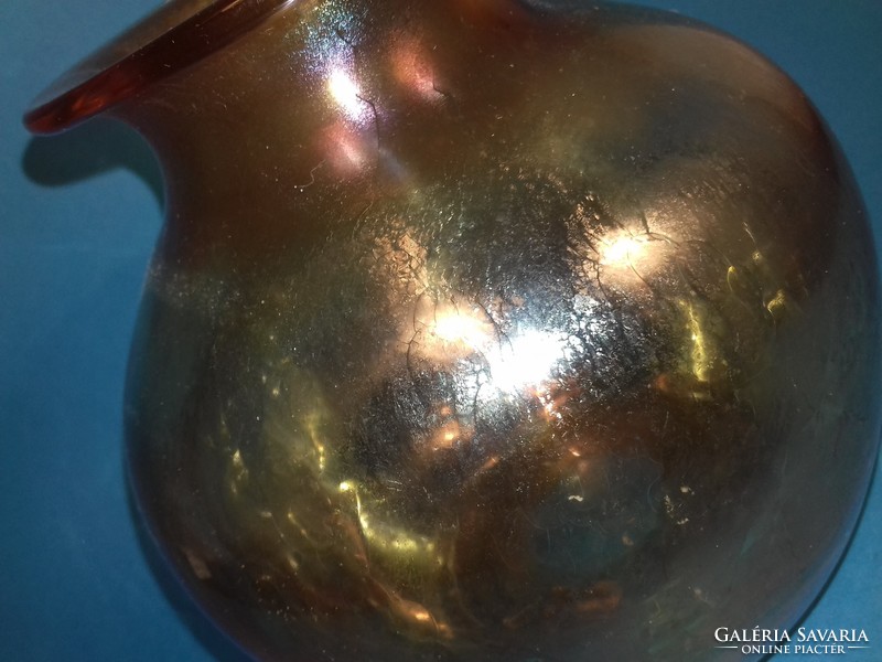 Eisch marked in an iridescent glass vase in elegant gold colors