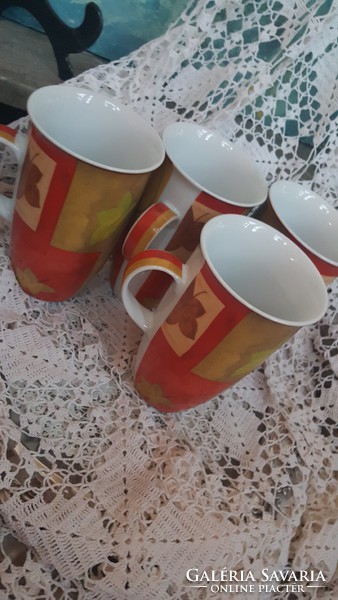 4 large mugs