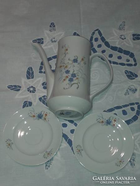 Alföldi porcelain tea pot without lid and 2 saucers