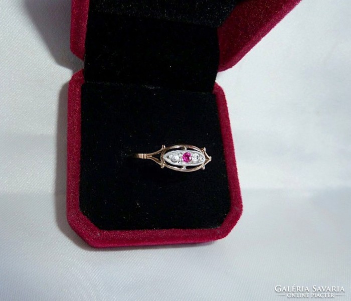 Antique 14k ring with ruby
