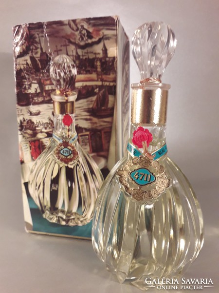 Vintage 4711 exluziv kölni reprezentatív üvegében parfüm 150 ml-es dobozában