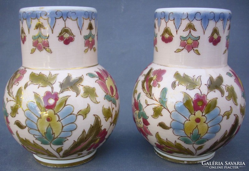 Zsolnay? 2Db small vase
